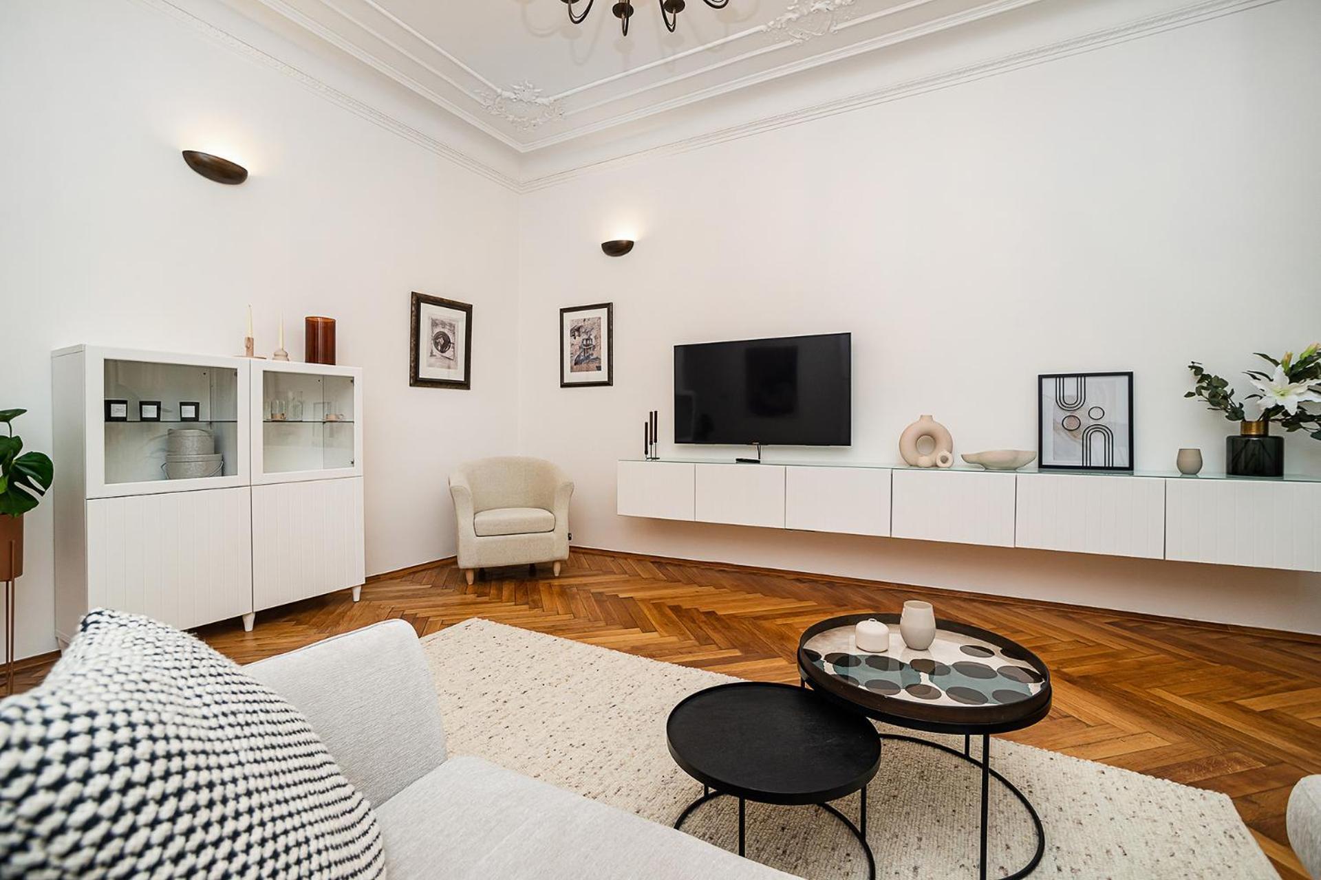 Luxurious Two-bedroom In The Old Town Appartement